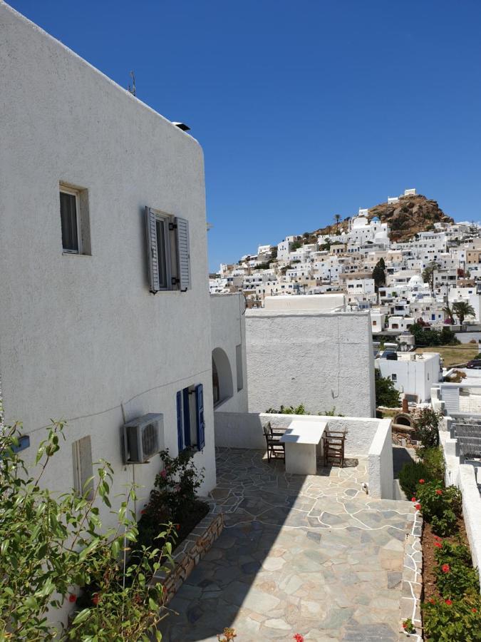 Aphrodite Hotel & Apartments Иос Хора Екстериор снимка