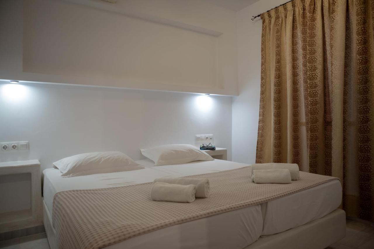 Aphrodite Hotel & Apartments Иос Хора Екстериор снимка