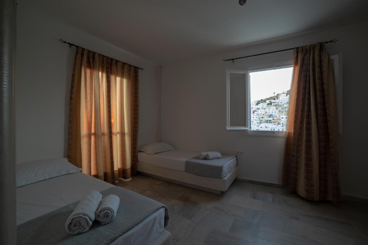Aphrodite Hotel & Apartments Иос Хора Екстериор снимка