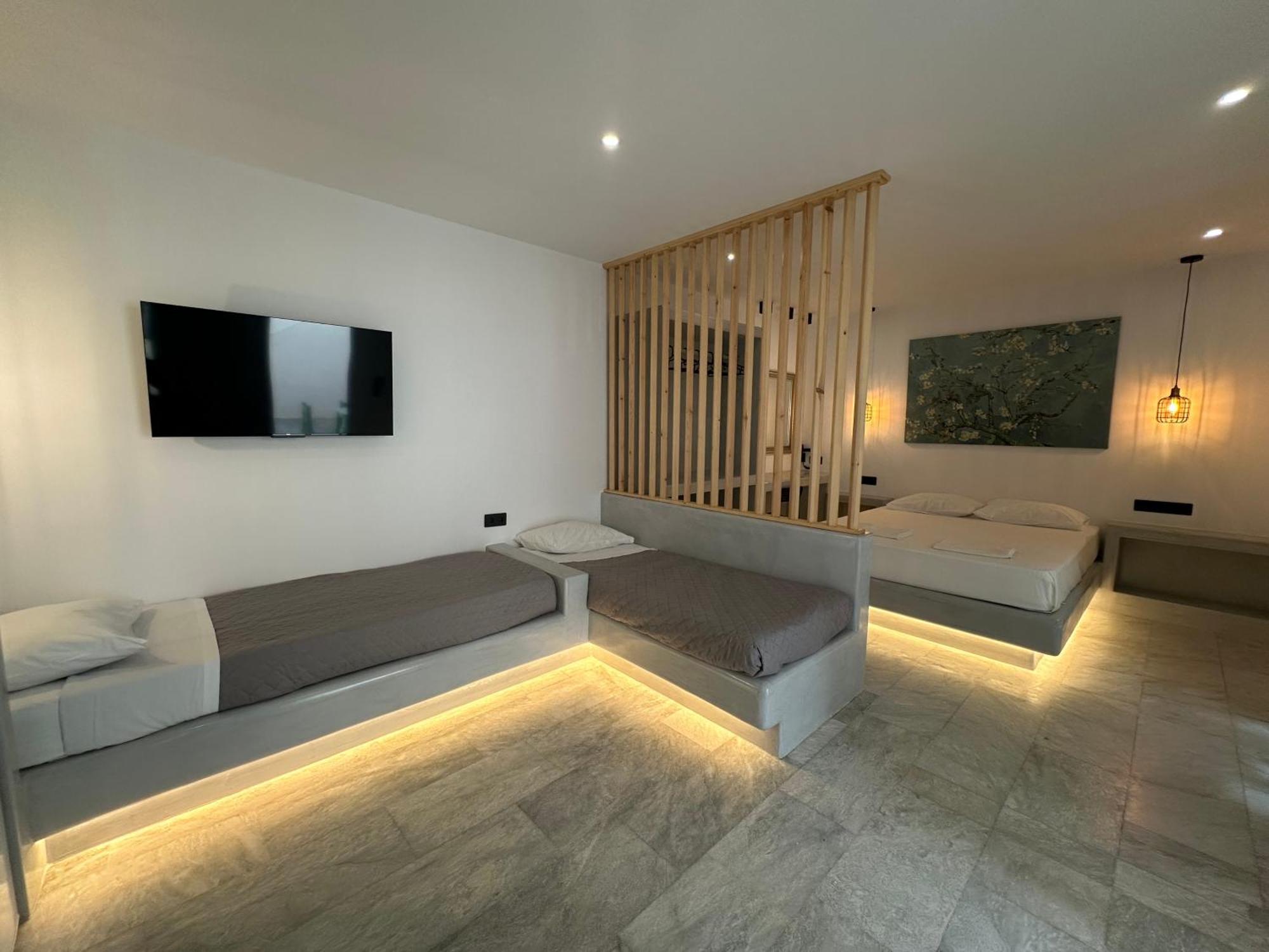 Aphrodite Hotel & Apartments Иос Хора Екстериор снимка